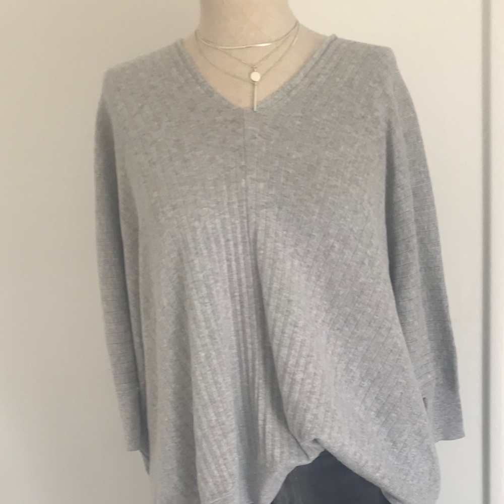 Cabi small gray soft top